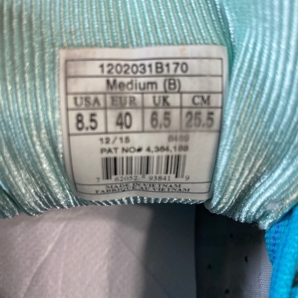 Brooks Adrenaline GTS 16 Turq/Silver Shoe Size 8.5 - Picture 7 of 7